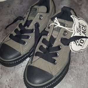 Army Green/Black slip on Converse